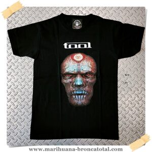 camiseta_tool_cara-tatoos