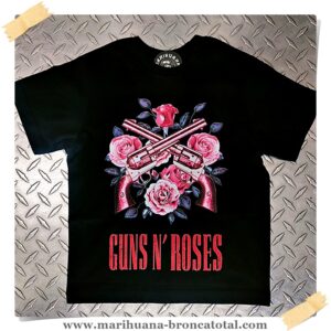 camiseta-niño-guns-and-roses-pistolas-rosas